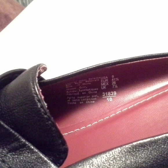 *SOLD* Leather Black Loafer Shoes *HOST PICK* - Picture 5 of 8